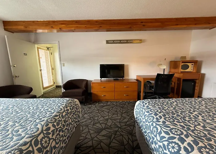 Tomahawk Motor Lodge Riverton Us-26 Motel Riverton