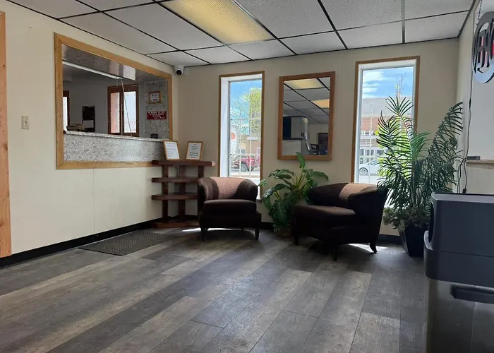 Tomahawk Motor Lodge Riverton Us-26 Motel 2*