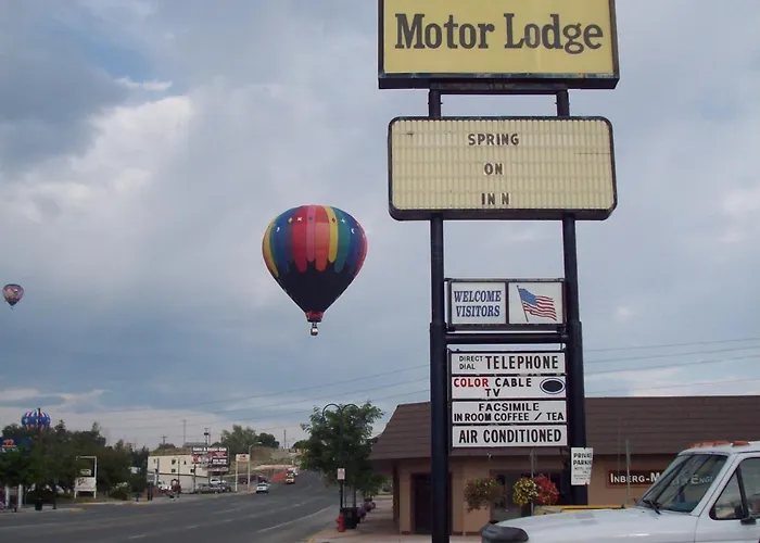 Tomahawk Motor Lodge Riverton Us-26 2*